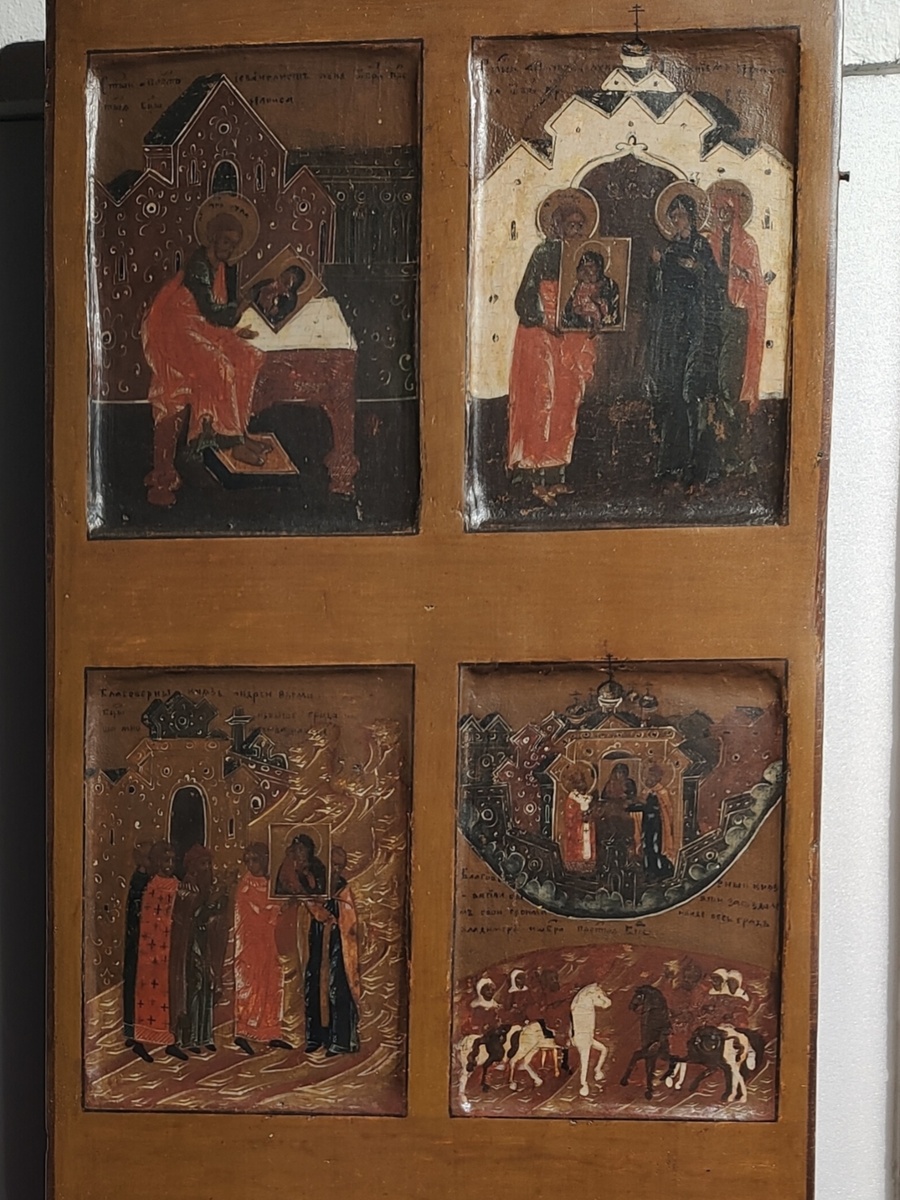 1.Евангелист Лука  пишет икону  Богоматери. 2.Апостол Лука  преподносит  написанную икону Богоматери. 3.Благоверный  князь Андрей взял образ  из Вышгорода и был  провожаем  множеством народа.4. Благоверный князь Василий  бывший за Суздалем и виде  весь град Владимир и образ Пресвятой  Богородицы. Фото автора.