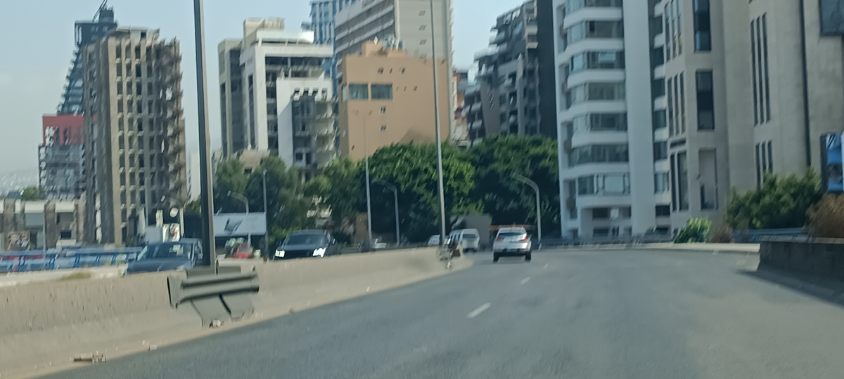 безопасный район, но по нему в 2020 селитра долбанула, о сих пор восстанавливают