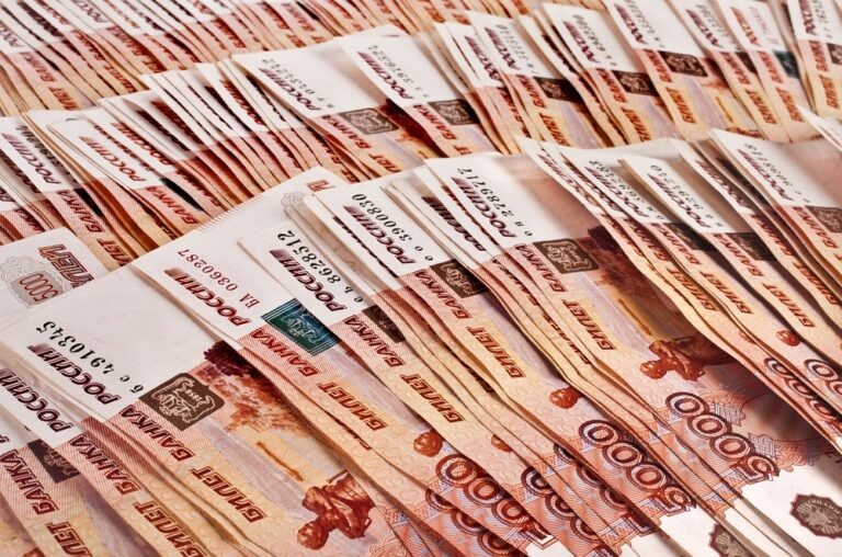    Оренбуржцы рассказали, на что потратили бы выигрыш в сто миллионов рублей Оренбуржье