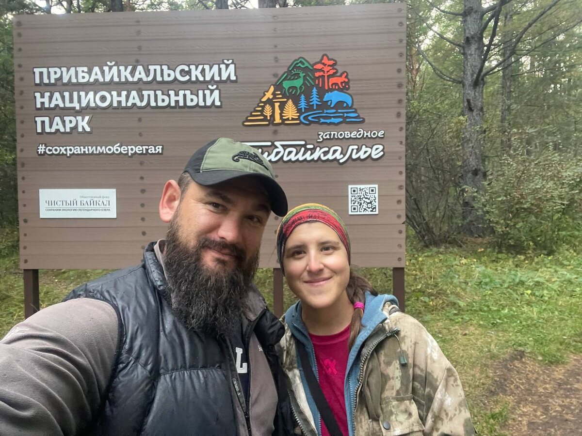 Листайте галерею вправо - там фото озера :)