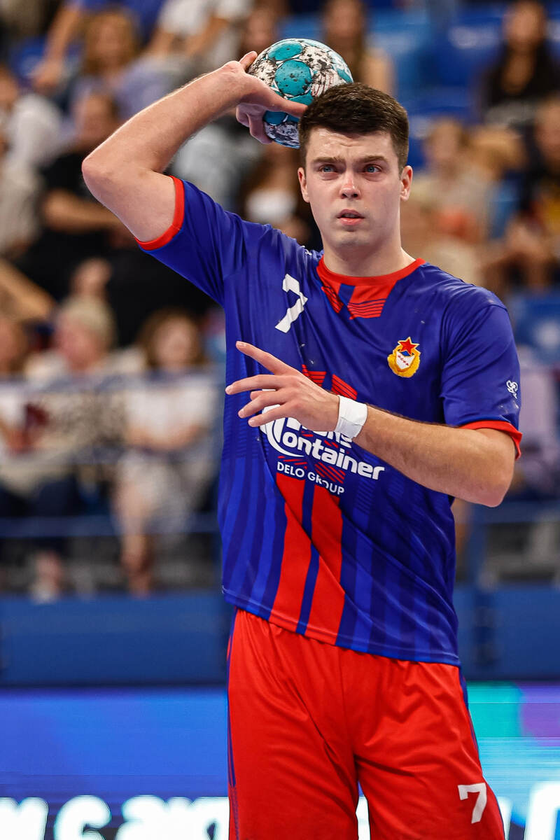    "Гирик в тяжёлых ситуациях забросил нужные мячи"