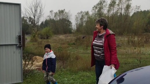 АРХИВ: ПРИЕХАЛИ ГОСТИ - СПУСКАЕМ ЛОДКУ, СЕКРЕТНЫЙ ШАШЛЫК⧸ ПОДРУГА В ШОКЕ