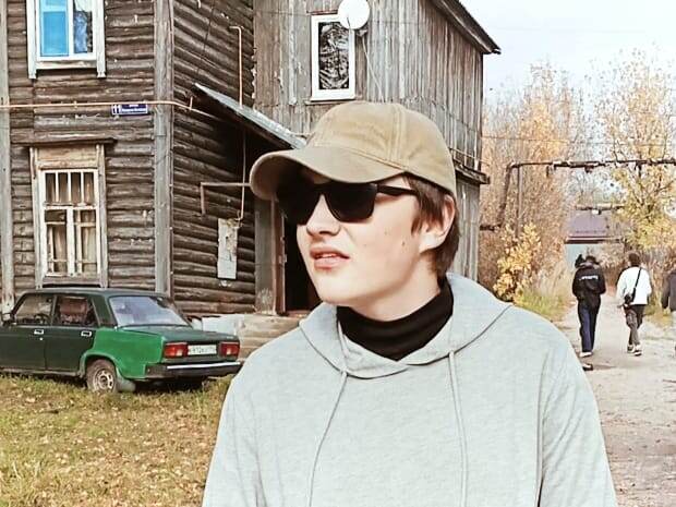 Гриша: - Где мои витамины?