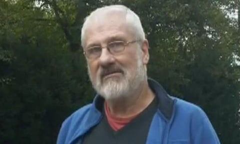 Стивен Кокс неоднократно совершал непристойные действия в отношении семи своих пациенток под предлогом проведения плановых медицинских осмотров