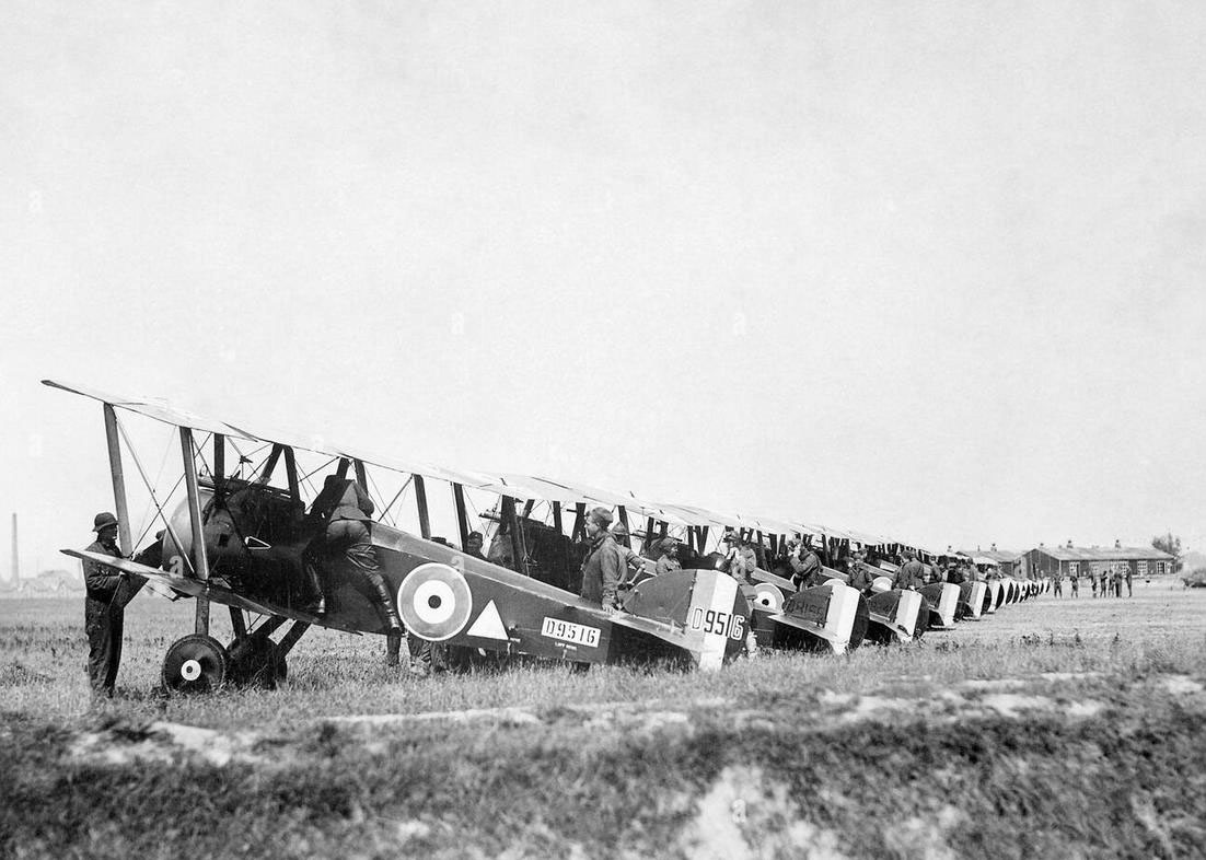 "Кэмелы" на аэродроме