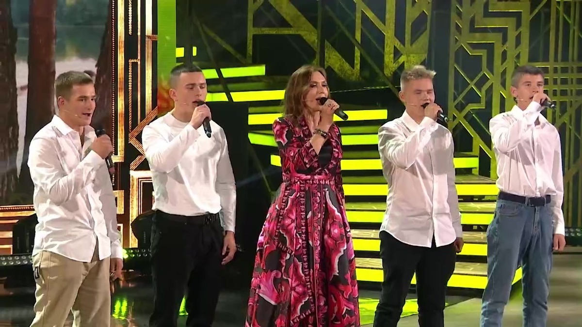 Никита Печников, Александр Шмаков, Илья Ченышевский, Владимир Ицков и Гульназ Султанова, кадр из программы «Привет, Андрей!»