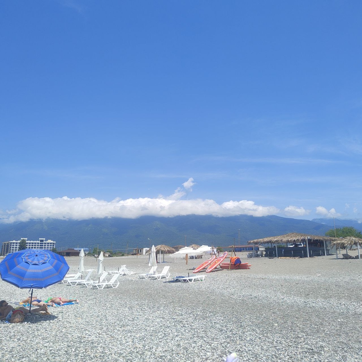 Гора в облаках