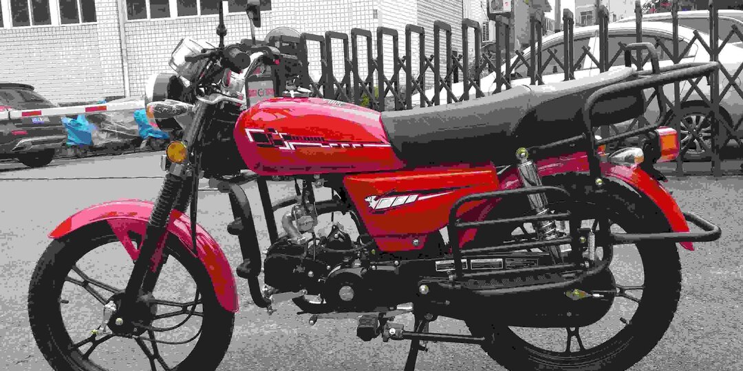 Бывают ли мопеды 50 куб.см. ?