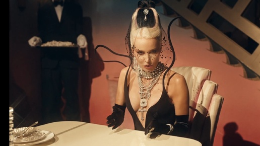 Daphne Guinness - Heaven