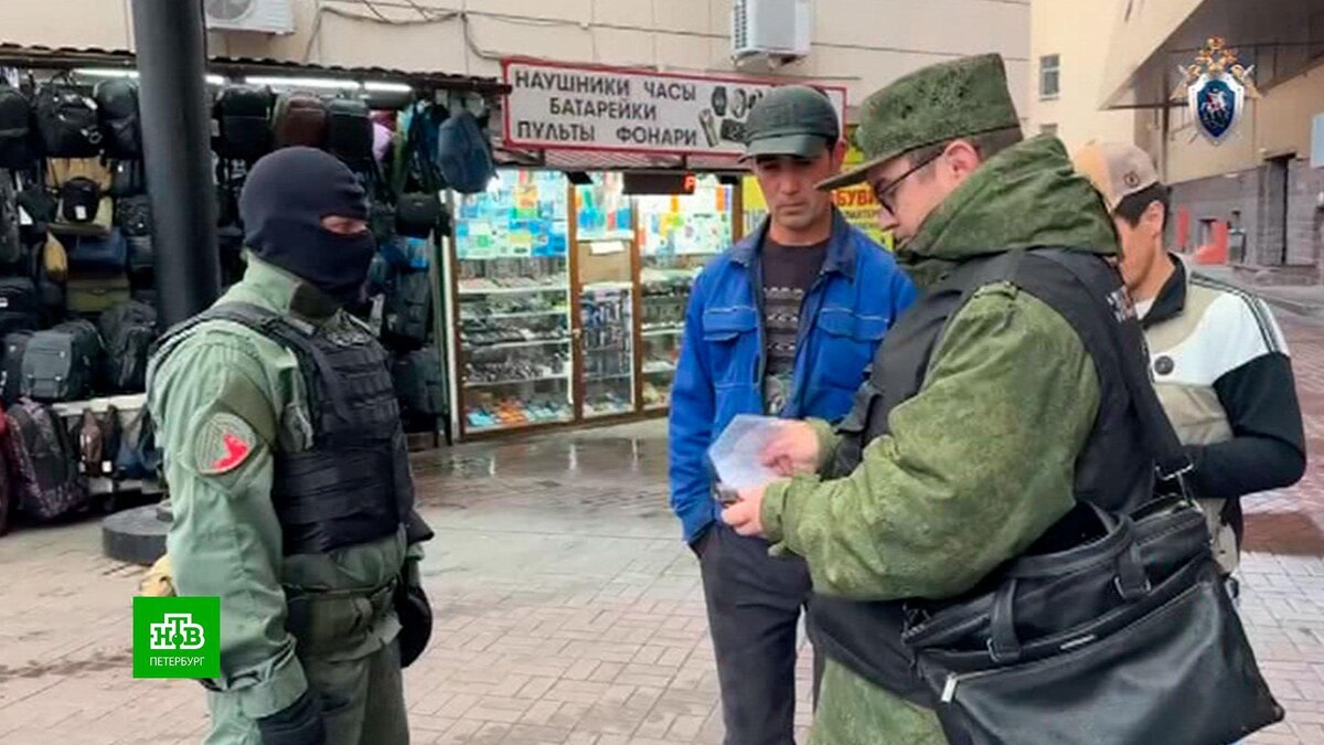    Рынки Петербурга проверили на нелегальных мигрантов и новых граждан без военных билетов