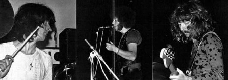 Луис Фаррелл, Адриан Гкрвиц и Пол Гурвиц