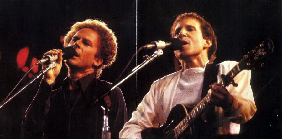 Арт Гарфанкел и Пол Саймон.