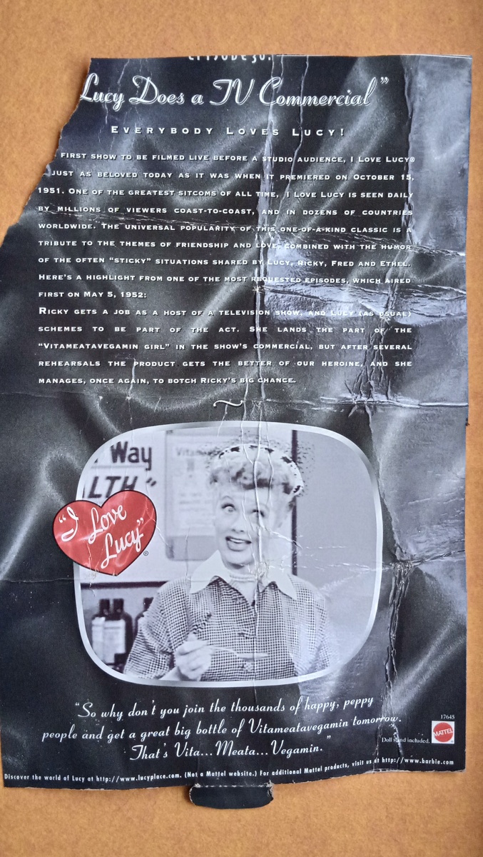 Прошу прощения, коробка сильно пострадала 