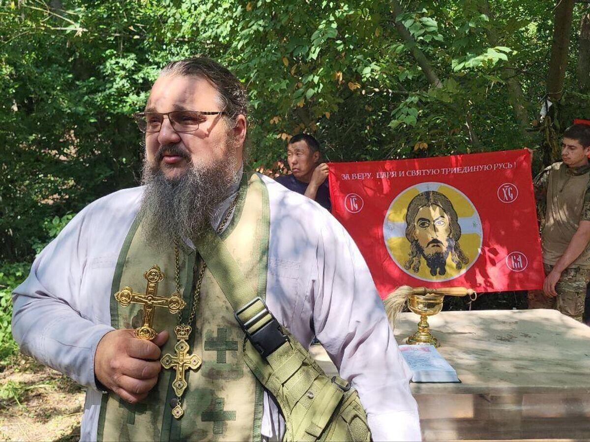    Отец Петр проводит службу© Фото из личного архива Петра Гриценко