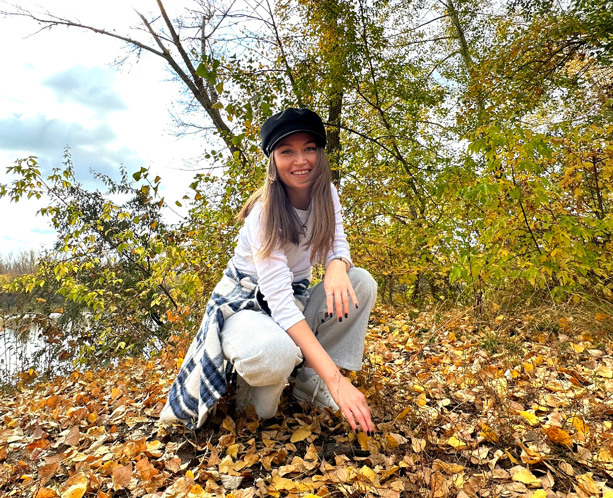 Прошлой осенью, каре больше не стригла, но регулярно подстригала кончики