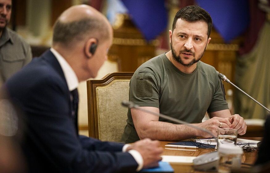    Шольц отвергает Зеленского: Украине больше не дадут серьезное оружие