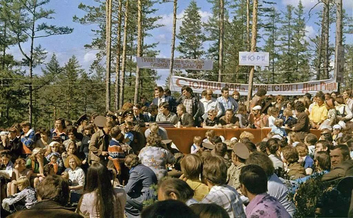 Август 1979 года был большим праздником для строителей Байкало-Амурской магистрали. Девятнадцать дней шла концертная поездка популярного американского певца Дина Рида