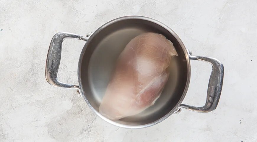   Салат с консервированной кукурузой и корейской морковью (gastronom.ru)