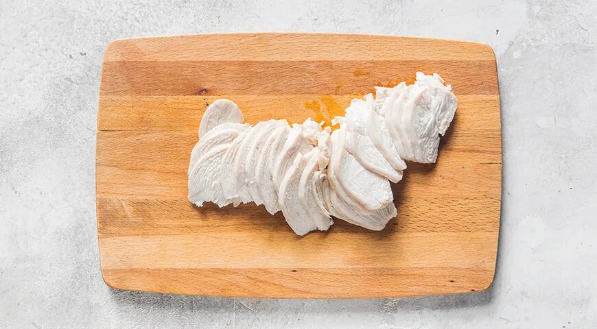   Салат с консервированной кукурузой и корейской морковью (gastronom.ru)