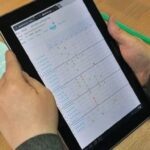    Отменят ли в школах Беларуси бумажные дневники? Пётр Берёза