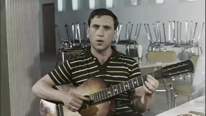 Фактор 2 красавица караоке. Уголек текст. Песня скажи ему кто поет. Фактор 2 красавица караоке. Скажи красавица чего не.