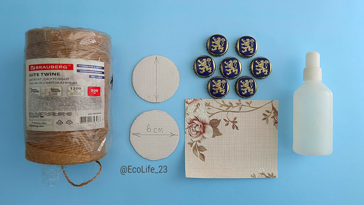 из пивных крышек