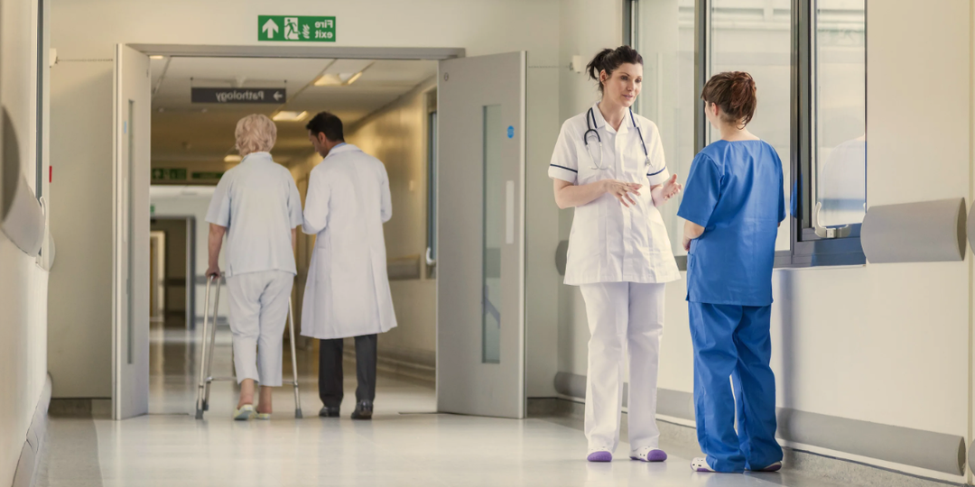 - Сын, вам с Мариной нельзя быть вместе. Она - твоя сестра, - быстро проговорил отец