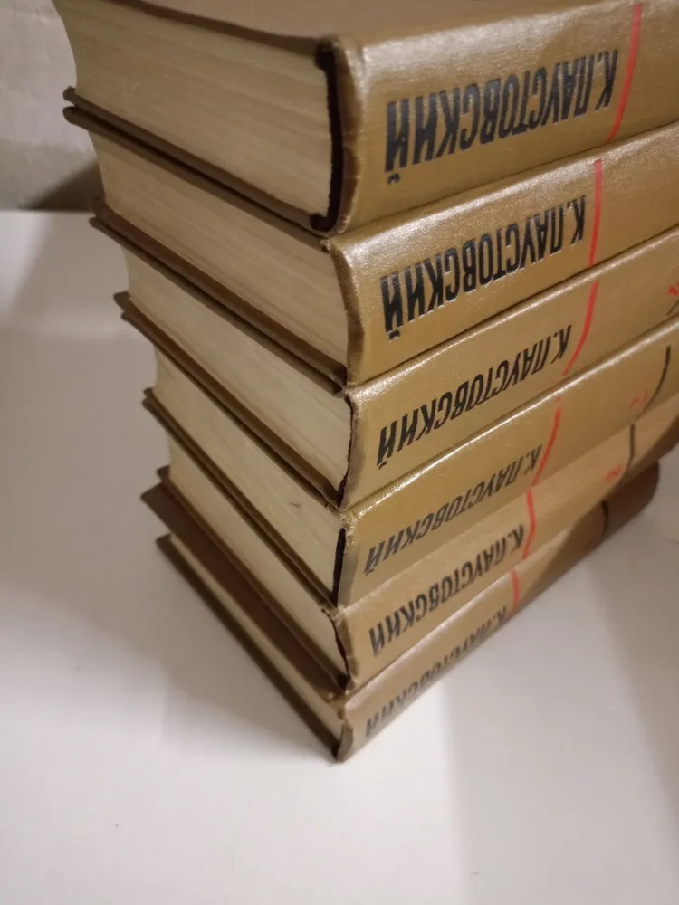 Листайте страницы галереи.