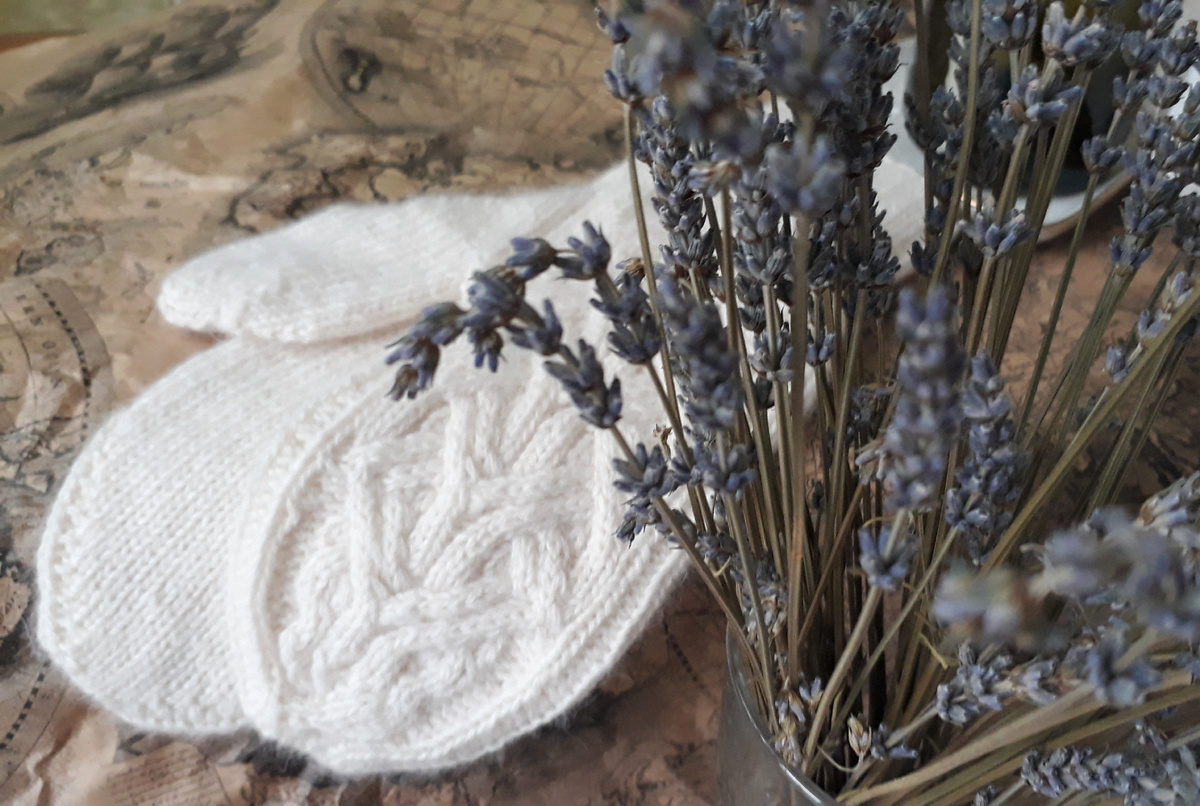 Рукавички. Работа автора. Фото автора.