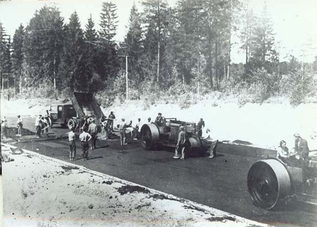 Строительство Минского шоссе. Источник: rg.ru