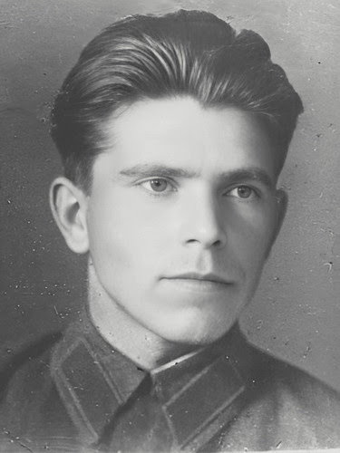 Герой Советского Союза лётчик Иван Мещеряков