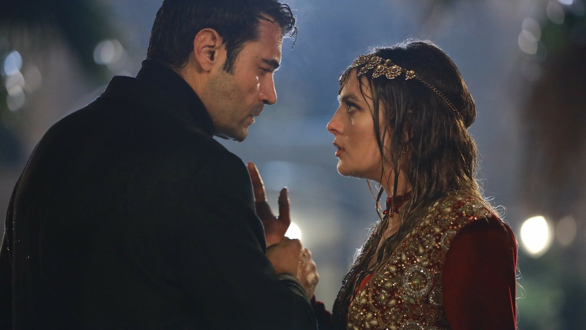 Кадр из сериала "Гюльджемаль"