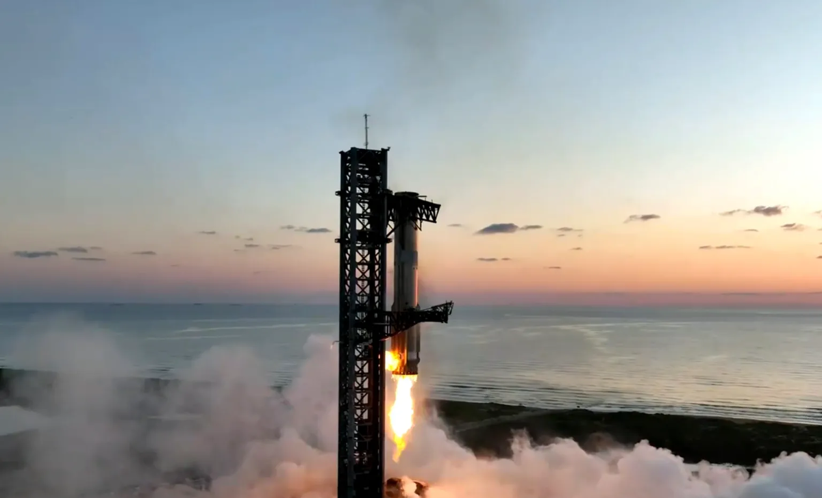 © SpaceX 