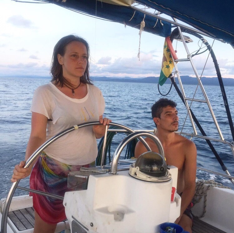 На яхте в Карибском море.