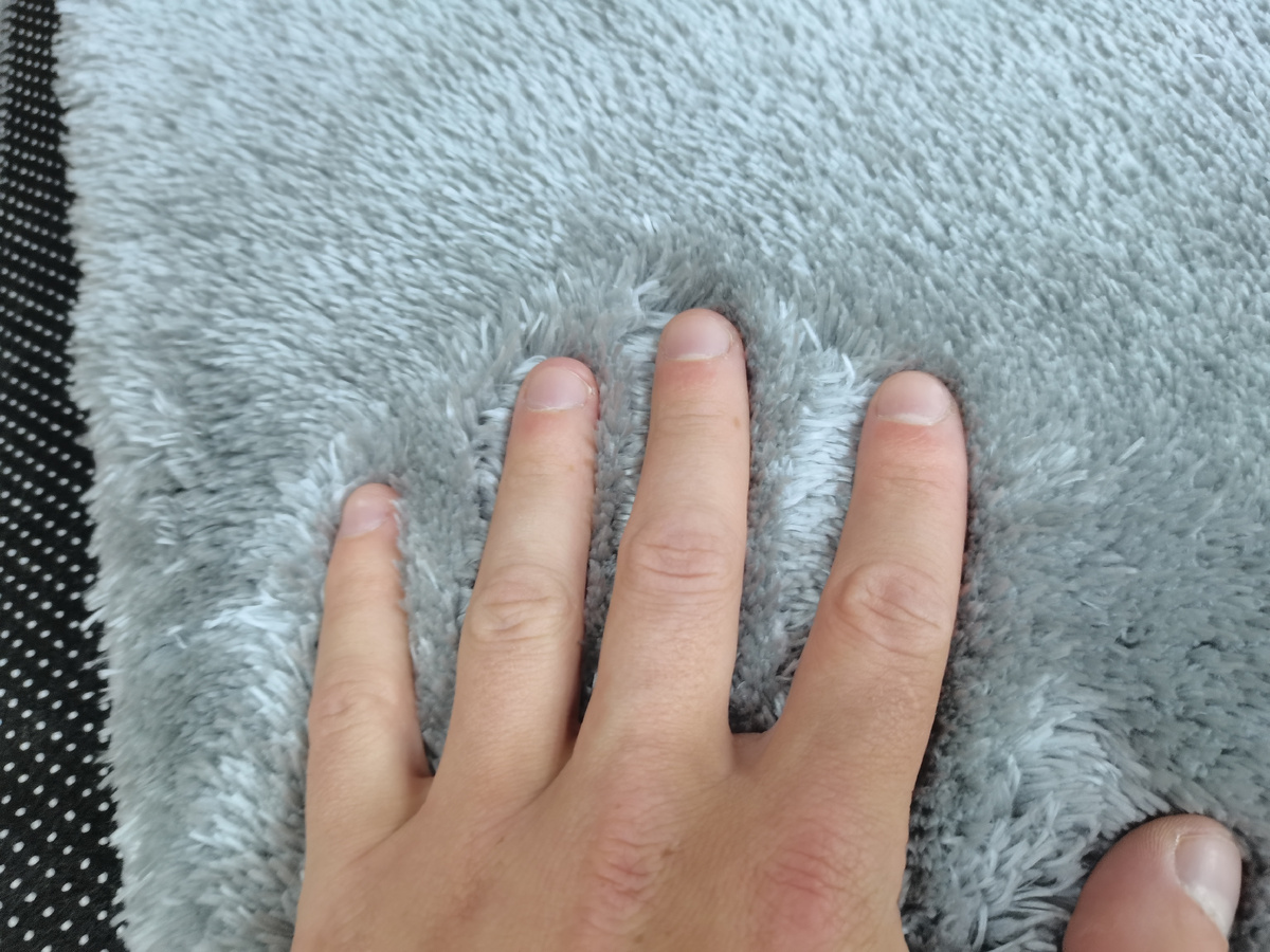 Ворс высотой 20 мм.