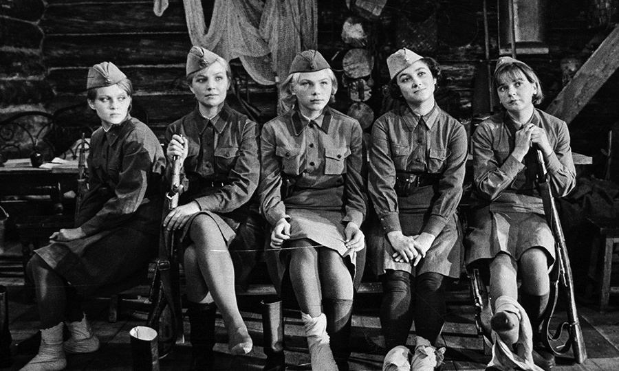 10 редких кадров со съёмок любимых советских фильмов