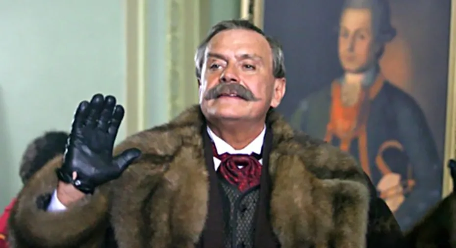 Это из "Статского советника", да? Так, наверное, вжился в образ...