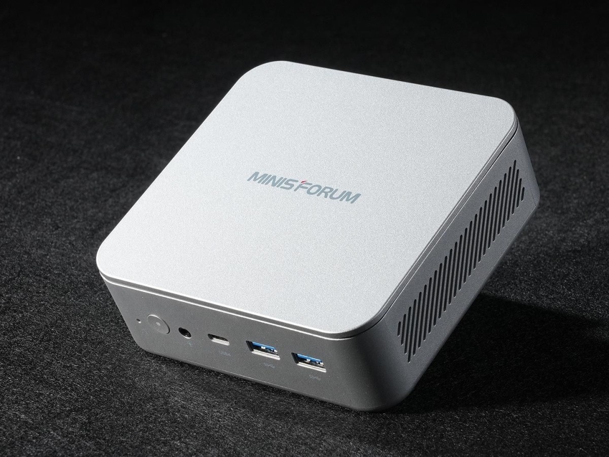    Minisforum анонсировала игровой мини-ПК EliteMini Ai370 с чипом Ryzen AI 9