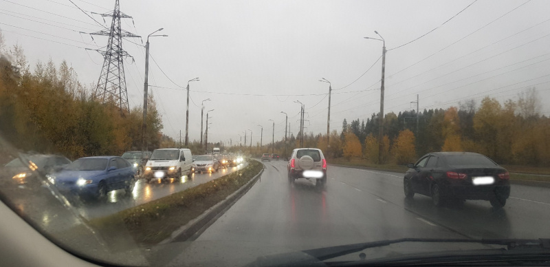    Петрозаводск встал в пробкахЧитатель "ФакторНовости"