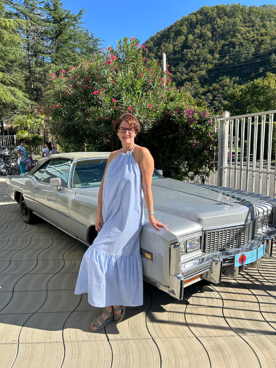 Ретро автомобиль в отеле