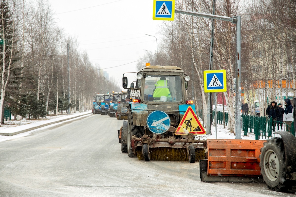    Дорожники Сургута готовятся к предстоящей зиме