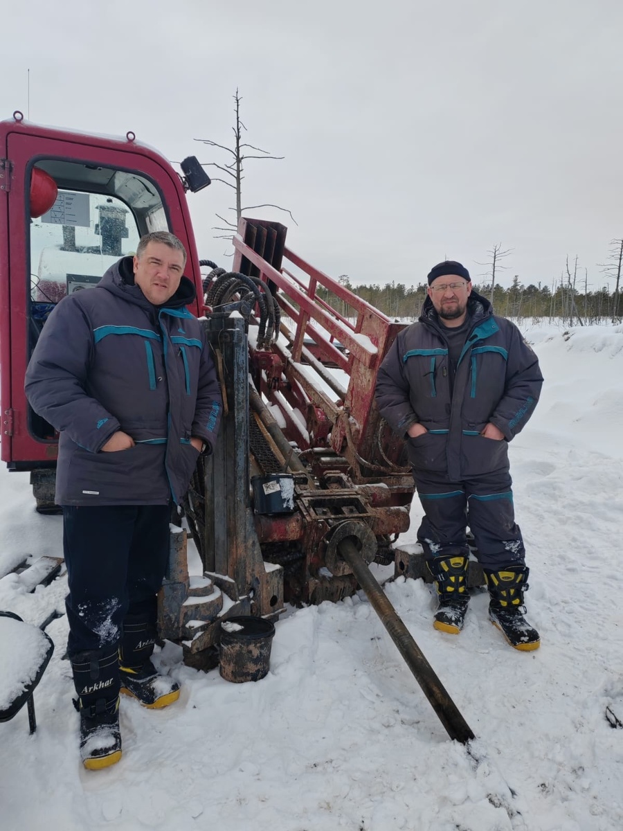 Алексей с партнером по бизнесу Александром (справа)