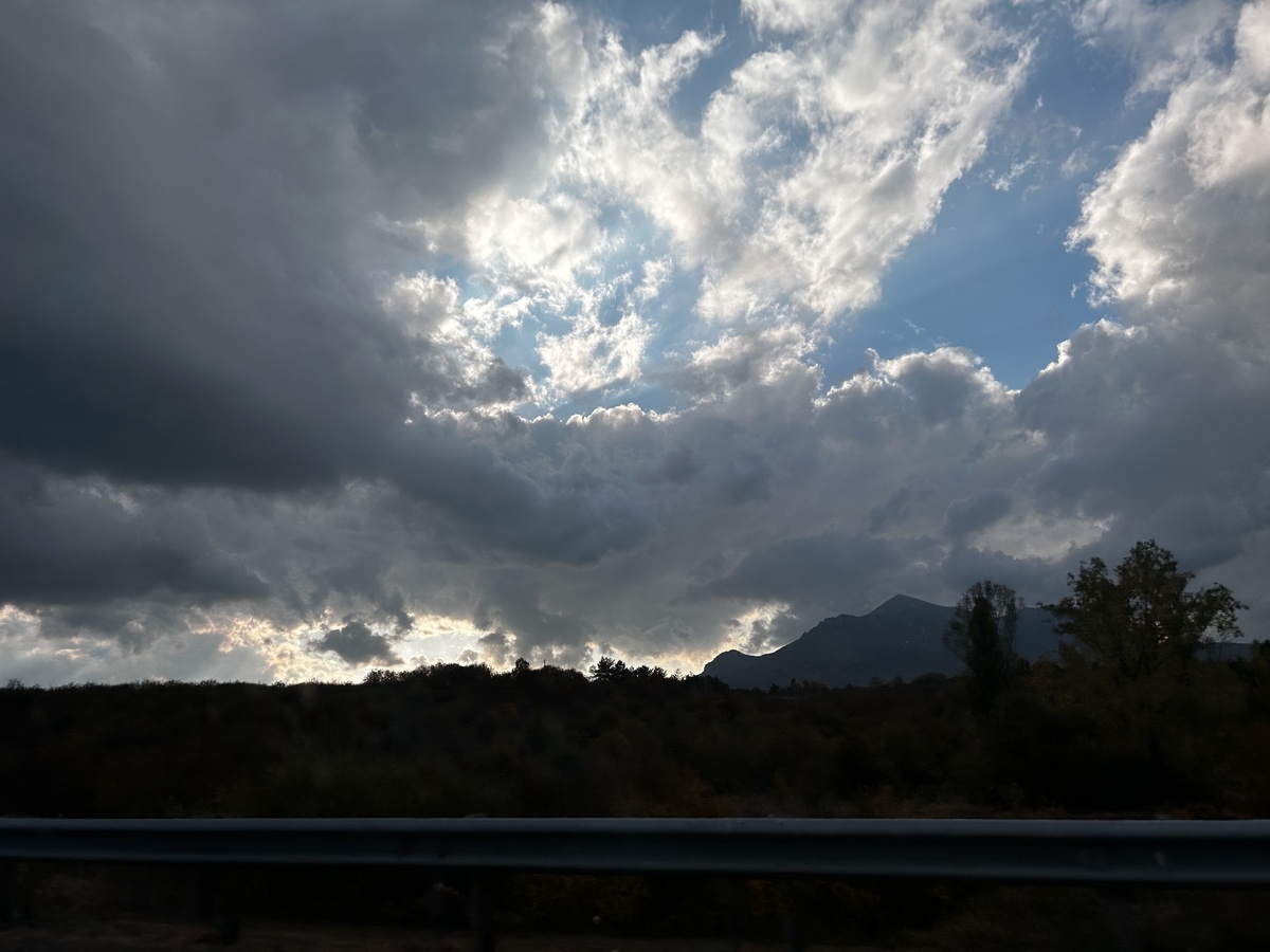 Фотографию прислала Мария, автор канала "Новые русские сериалы"