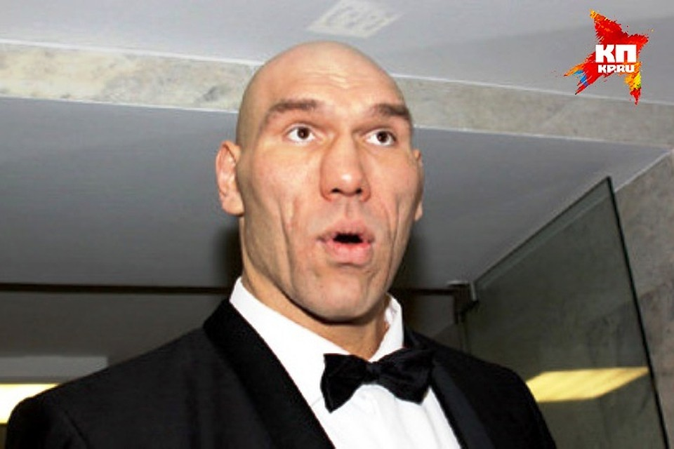 Фото из открытых источников интернета. Депутат Государственной думы думает о ...