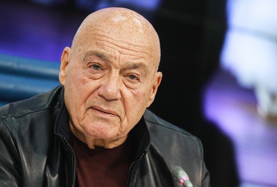    Владимир Познер