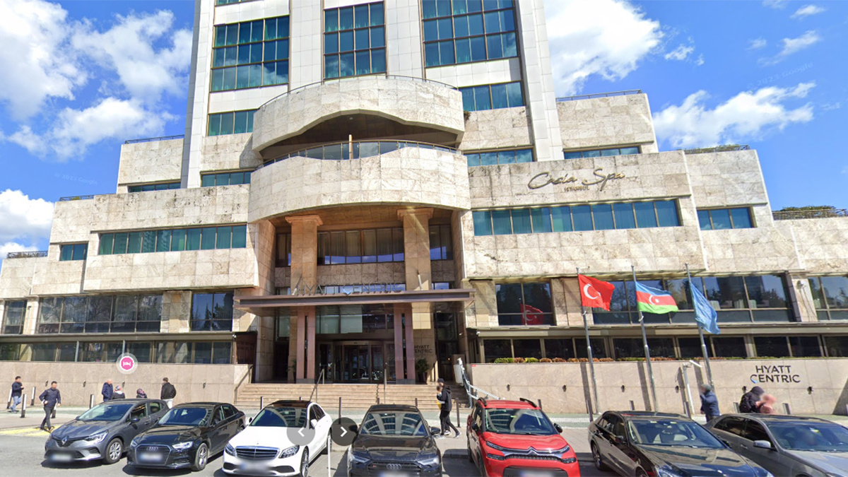 Вход в отель. Панорама Google карты