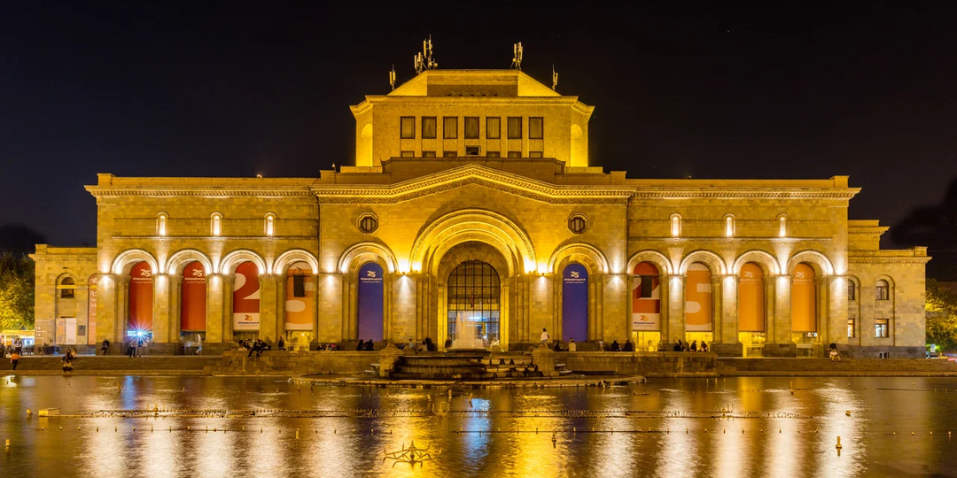 Самый горячий АРТ ГИД этой осени – летим в Ереван!