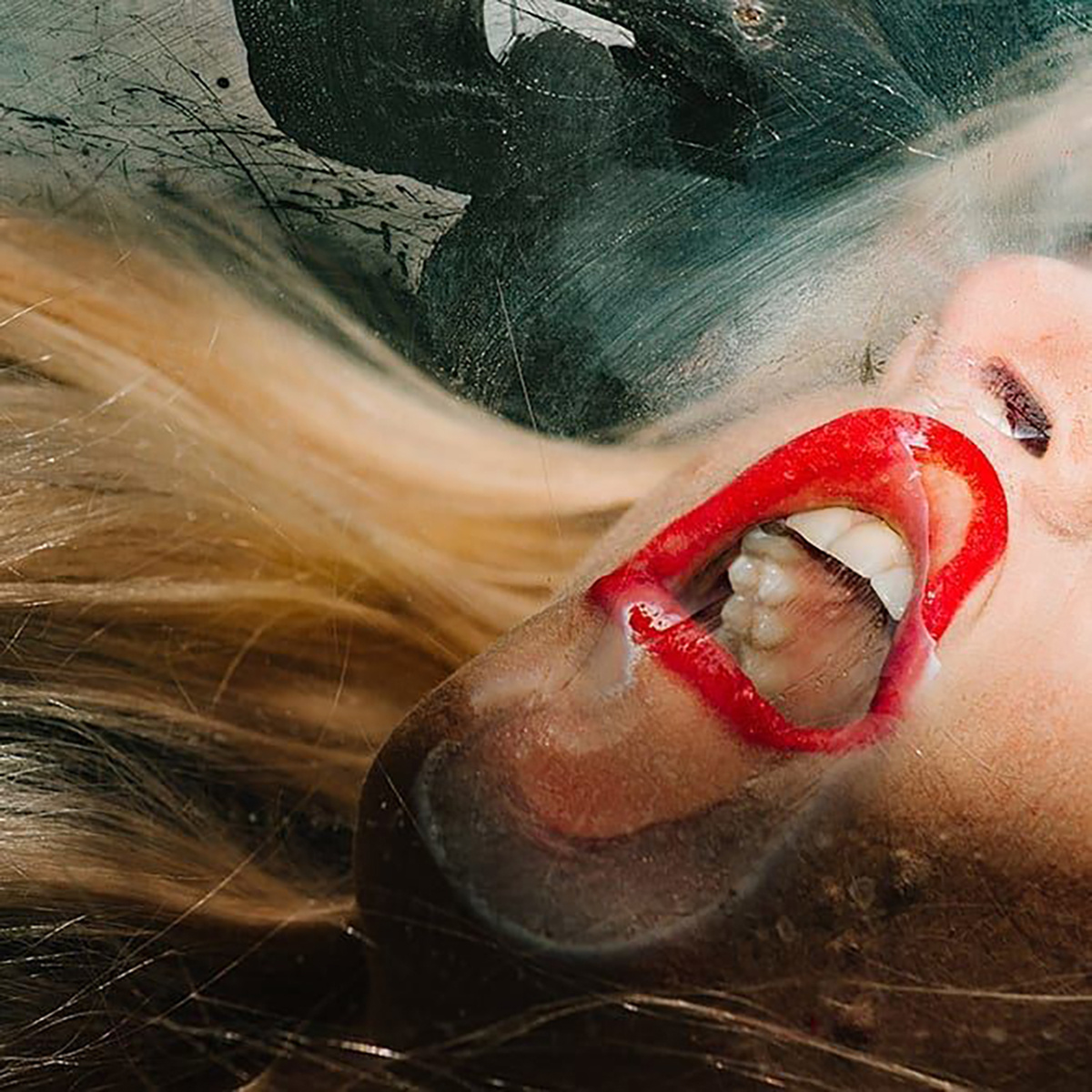 Данный проект стал своего рода исследованием интимных отношений между людьми и городом. Источник фото - сайт: https://clck.ru/3Dveez