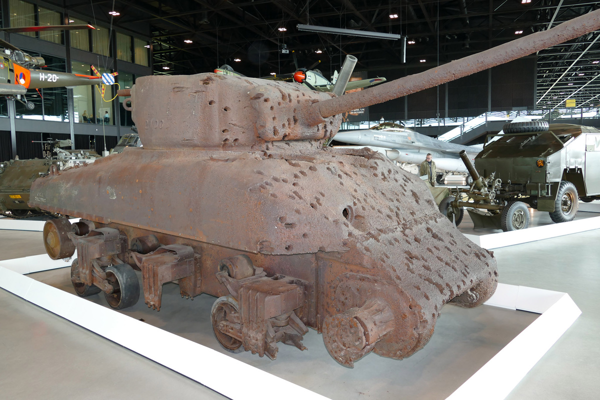 Один из этих танков в наши дни.