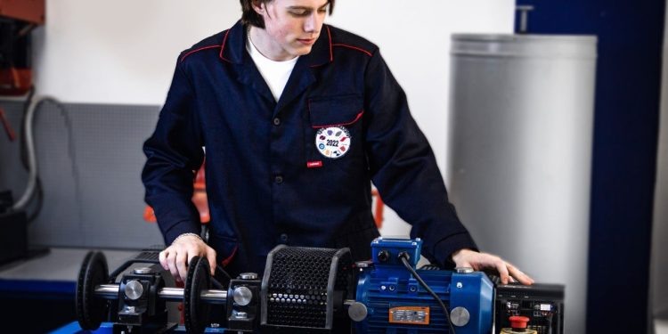    Минпросвещения РФ